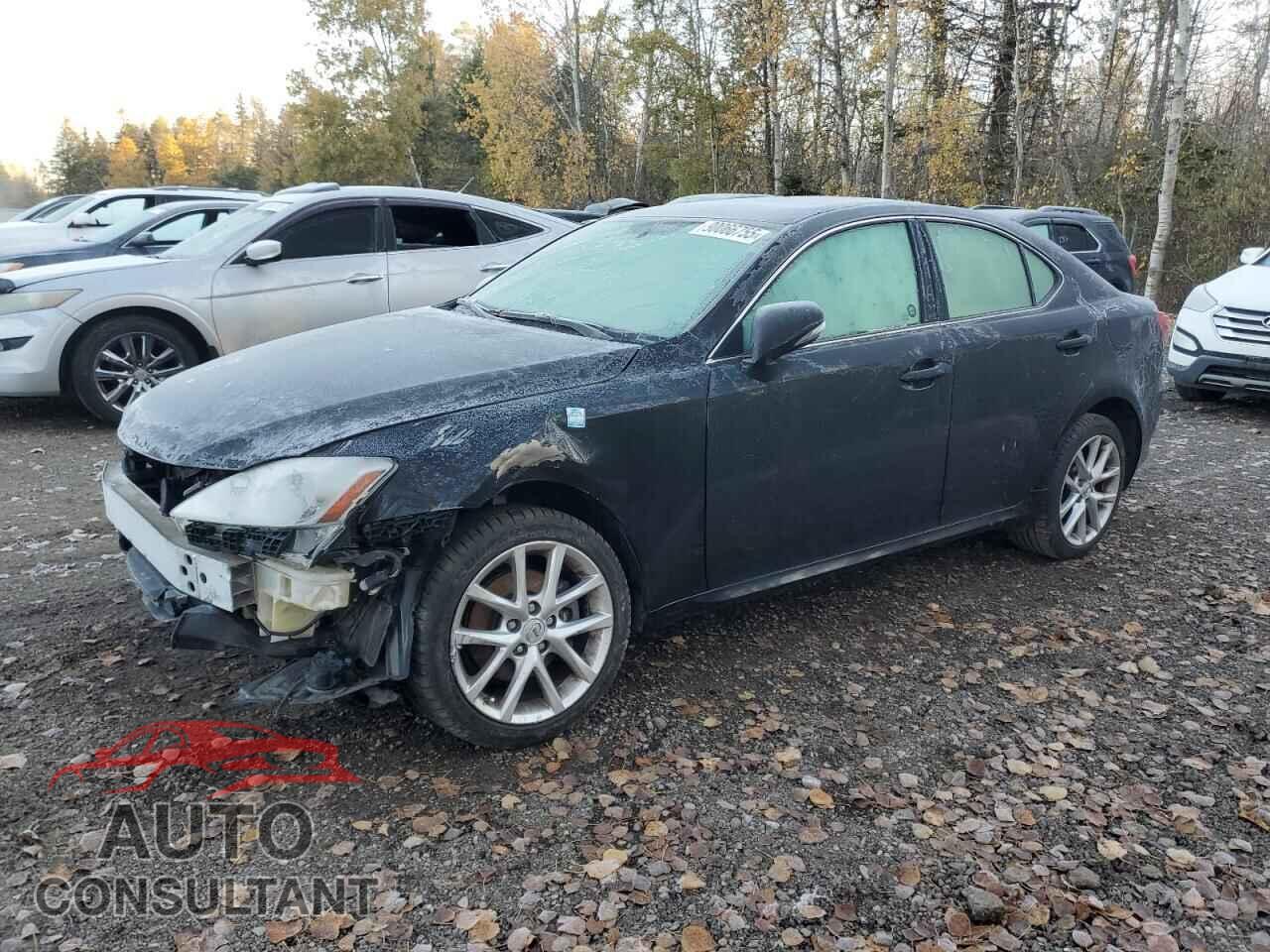 LEXUS IS 2011 - JTHCF5C21B2035173
