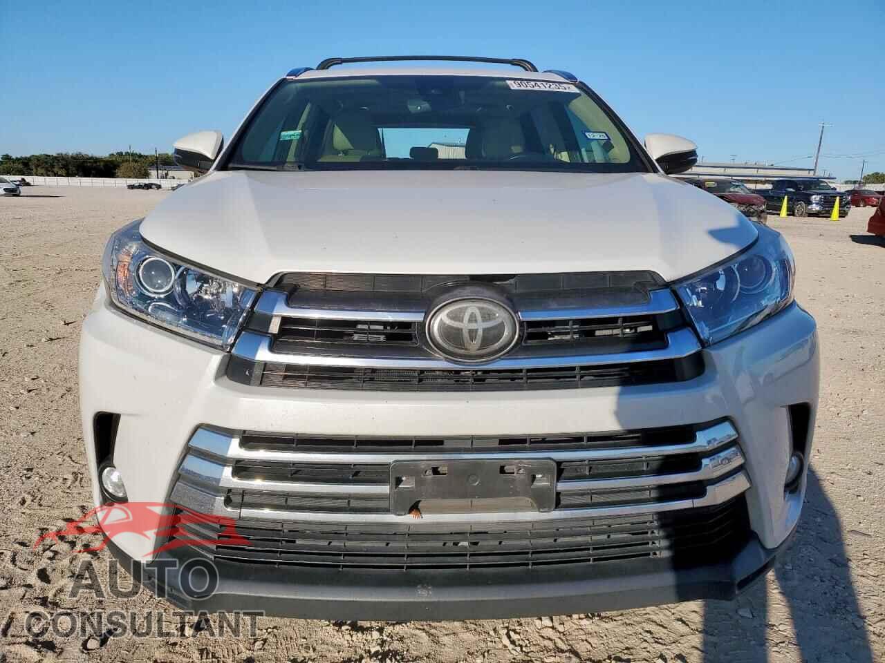TOYOTA HIGHLANDER 2017 - 5TDYZRFH7HS215586
