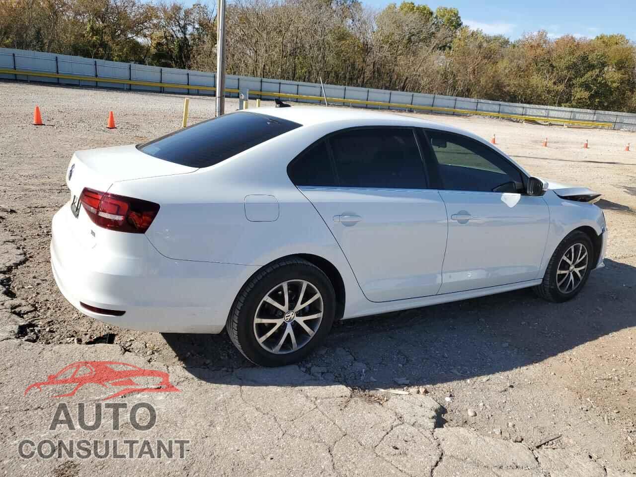 VOLKSWAGEN JETTA 2017 - 3VWDB7AJ7HM210516