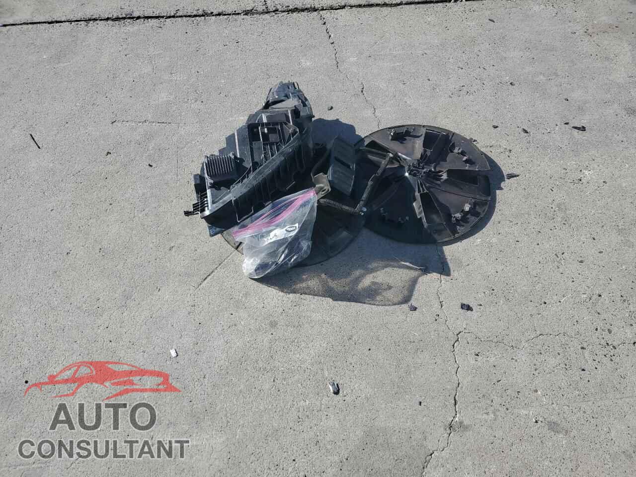 TESLA MODEL 3 2023 - 5YJ3E1EA4PF413394