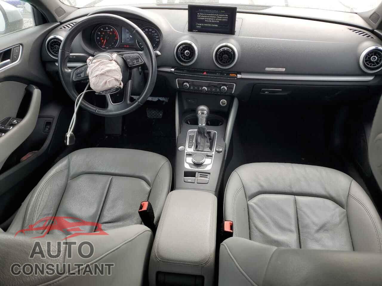 AUDI A3 2017 - WAUAUGFF9H1044577