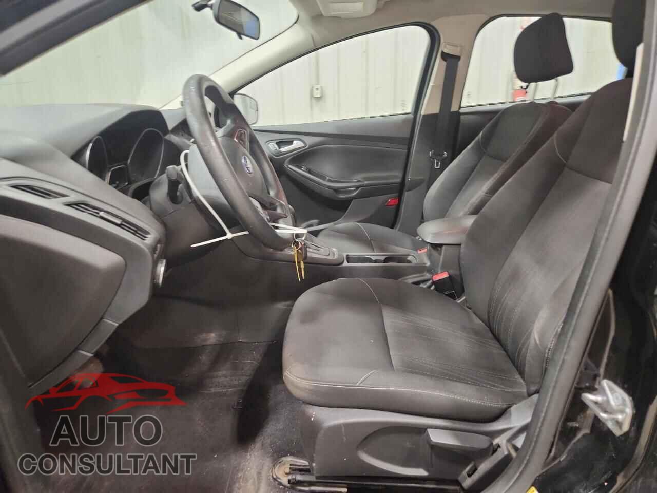 FORD FOCUS 2016 - 1FADP3K24GL338769
