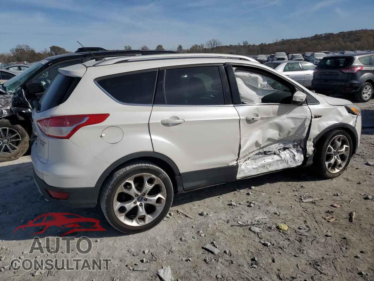 FORD ESCAPE 2014 - 1FMCU9J94EUA62175