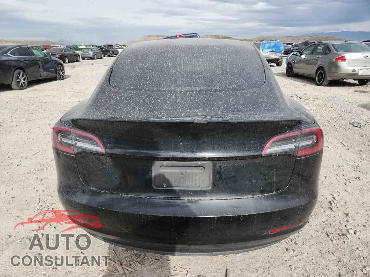 TESLA MODEL 3 2021 - 5YJ3E1EBXMF973845