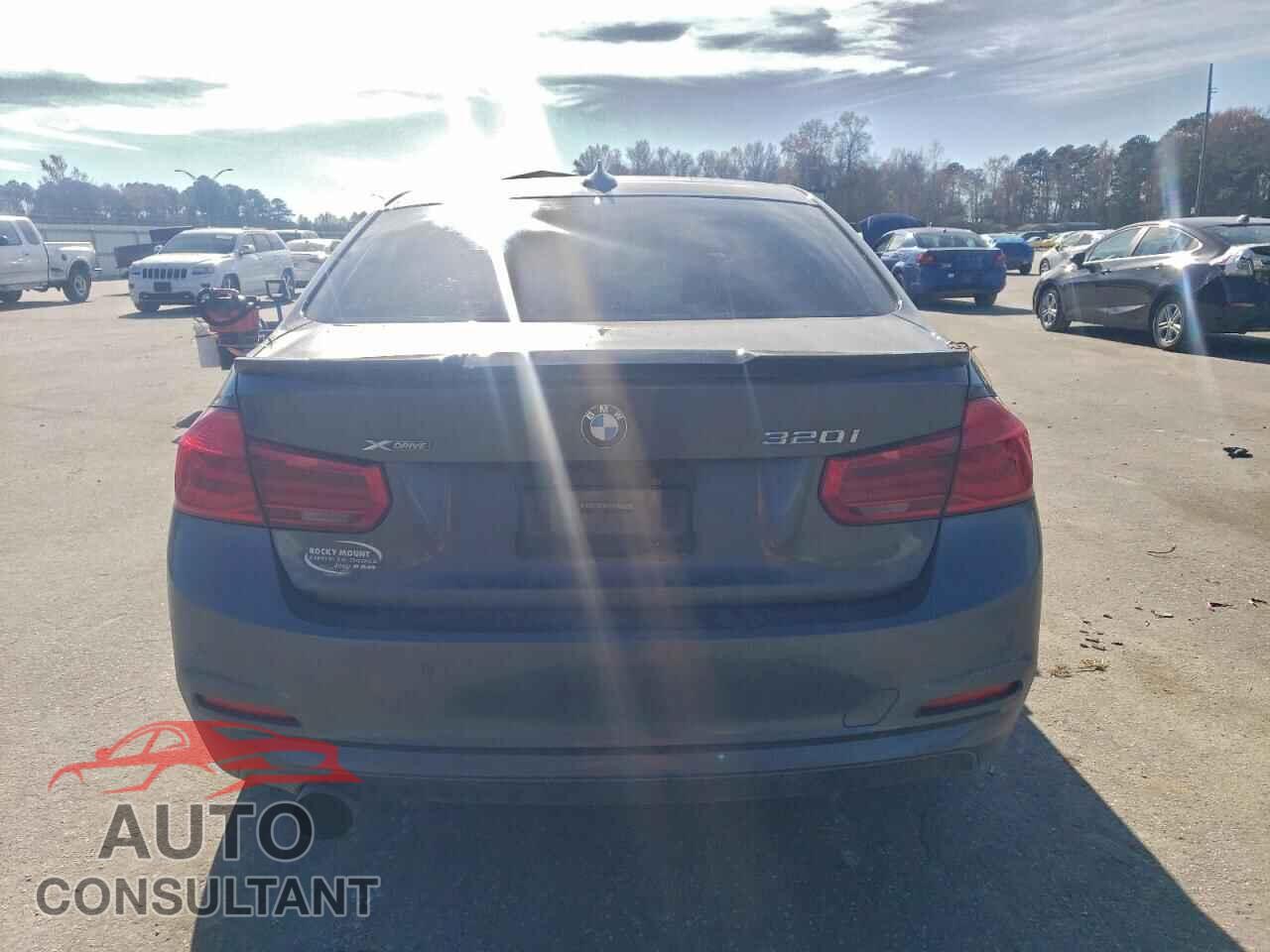 BMW 3 SERIES 2016 - WBA8E5G5XGNT41662