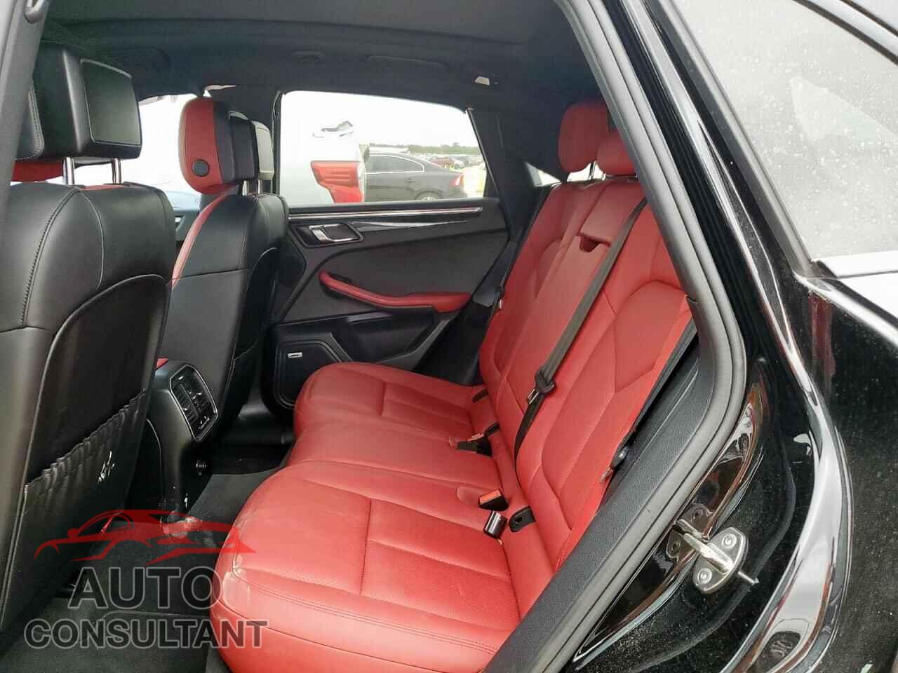 PORSCHE MACAN 2016 - WP1AB2A52GLB46587