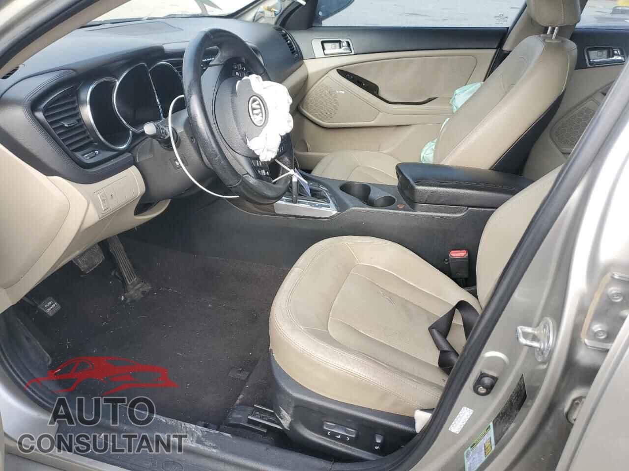 KIA OPTIMA 2011 - KNAGN4A79B5103181