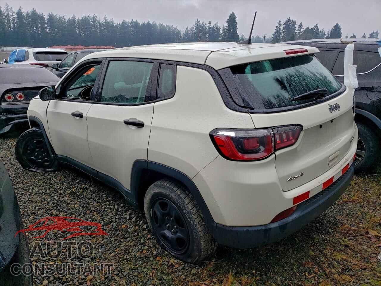 JEEP COMPASS 2019 - 3C4NJDAB8KT649920
