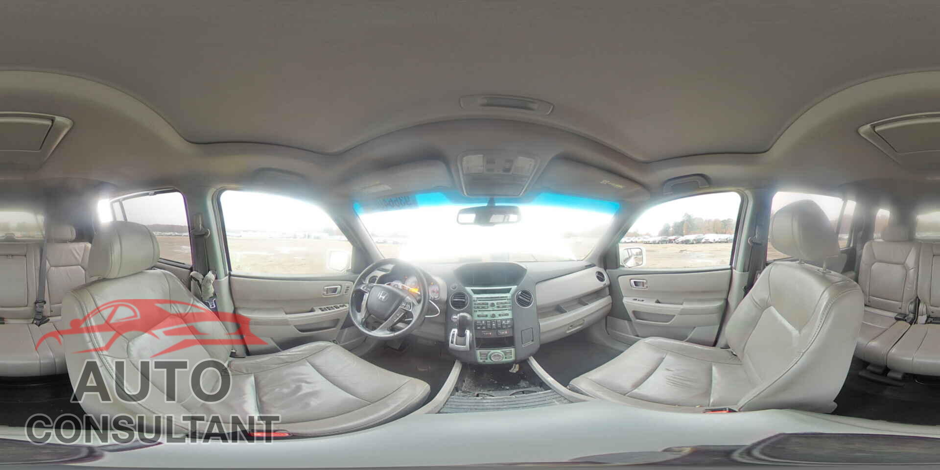 HONDA PILOT 2011 - 5FNYF4H90BB037663