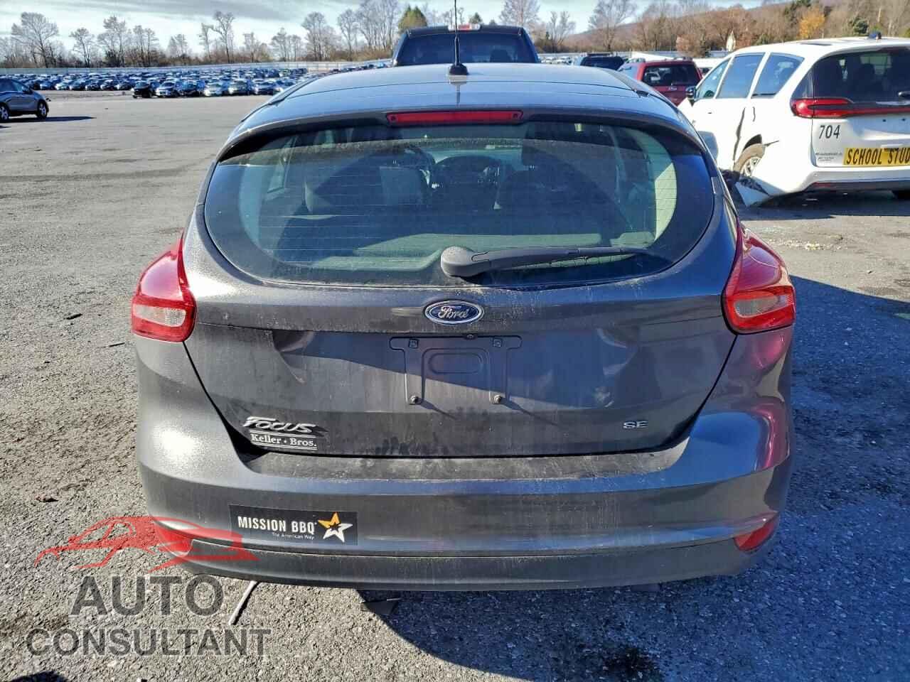 FORD FOCUS 2017 - 1FADP3K26HL312840