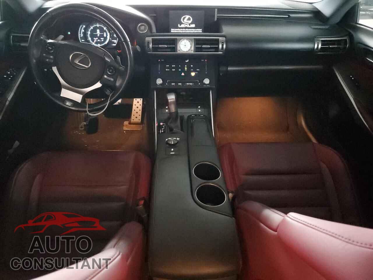 LEXUS IS 2015 - JTHBE1D21F5019078