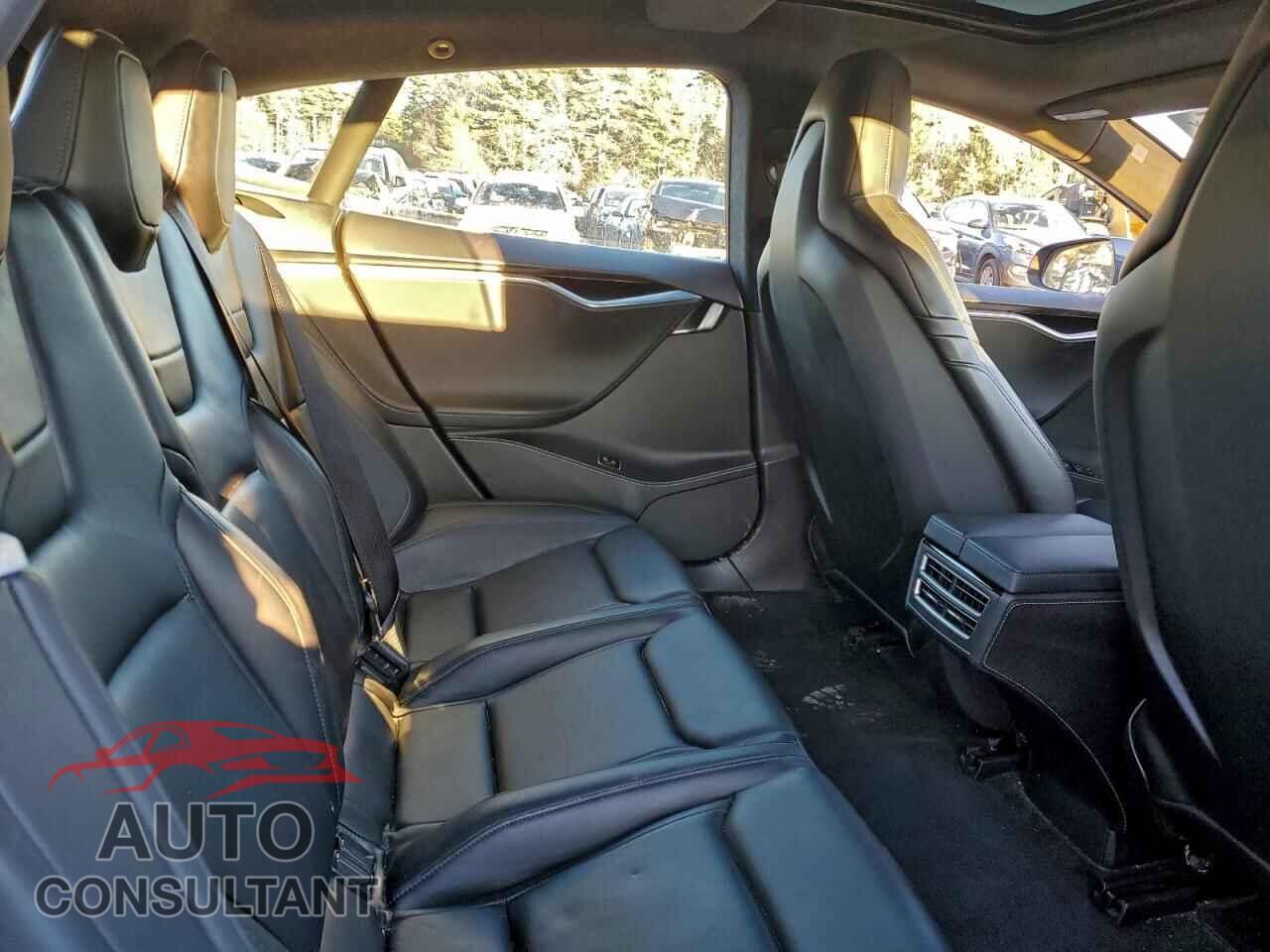 TESLA MODEL S 2015 - 5YJSA1H48FF080287