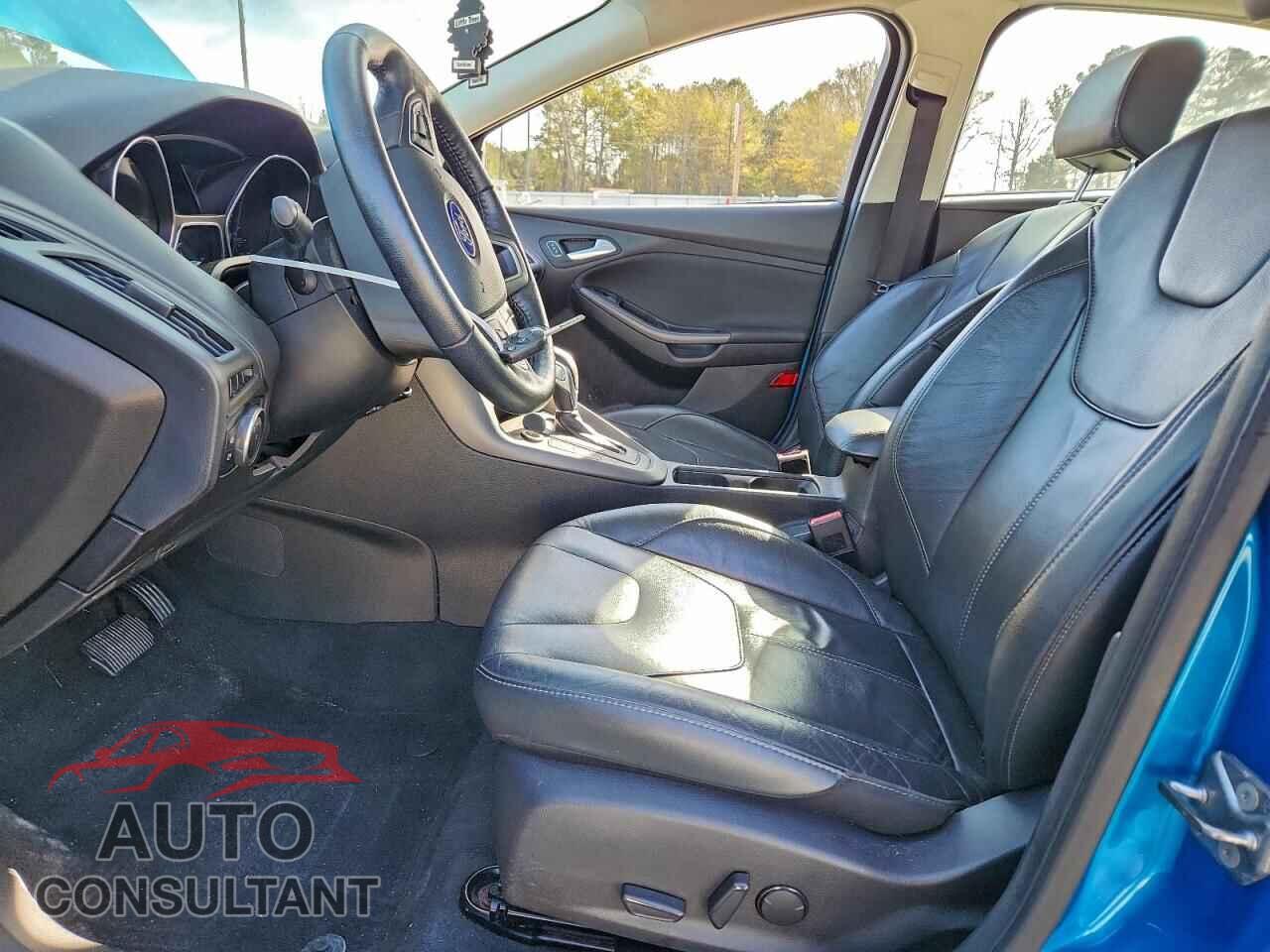 FORD FOCUS 2016 - 1FADP3F21GL253320