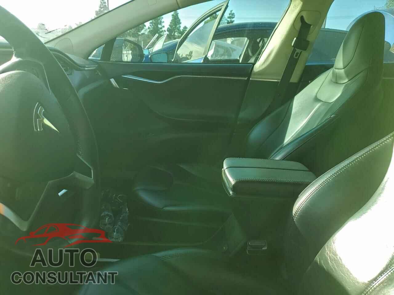 TESLA MODEL S 2014 - 5YJSA1H12EFP44085