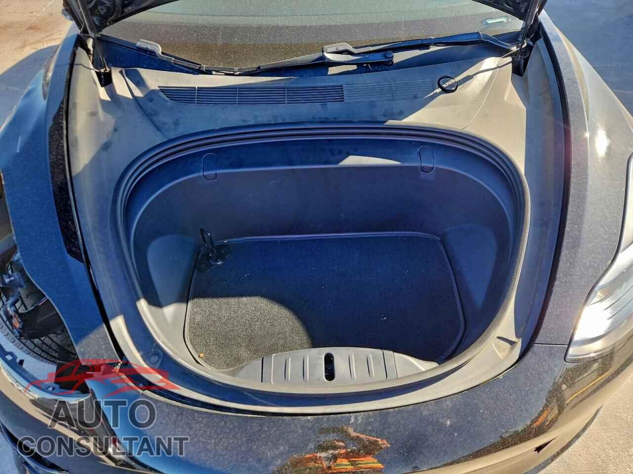 TESLA MODEL 3 2018 - 5YJ3E1EA2JF176427