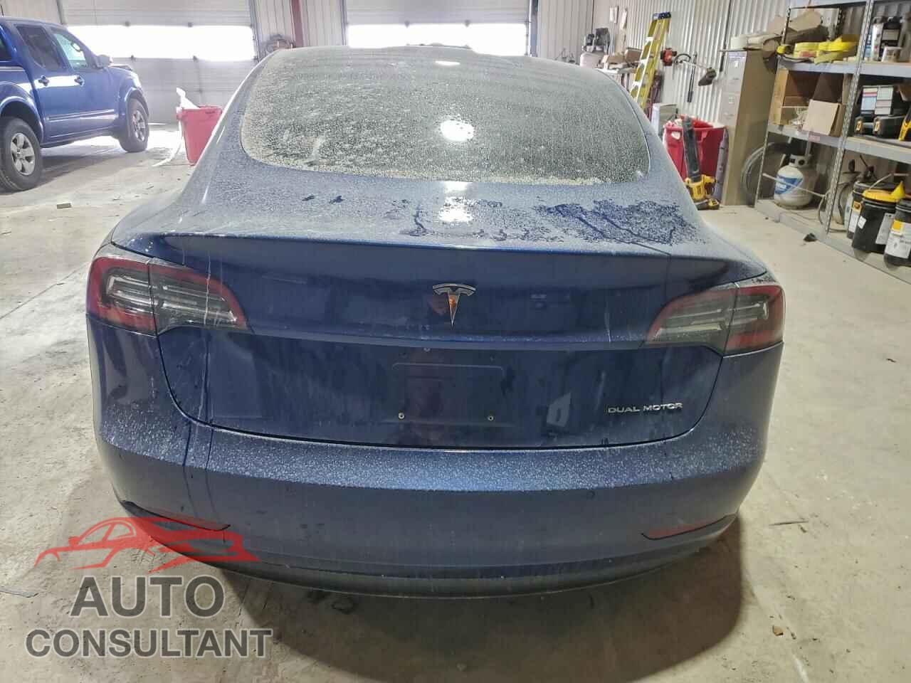 TESLA MODEL 3 2018 - 5YJ3E1EB7JF054249