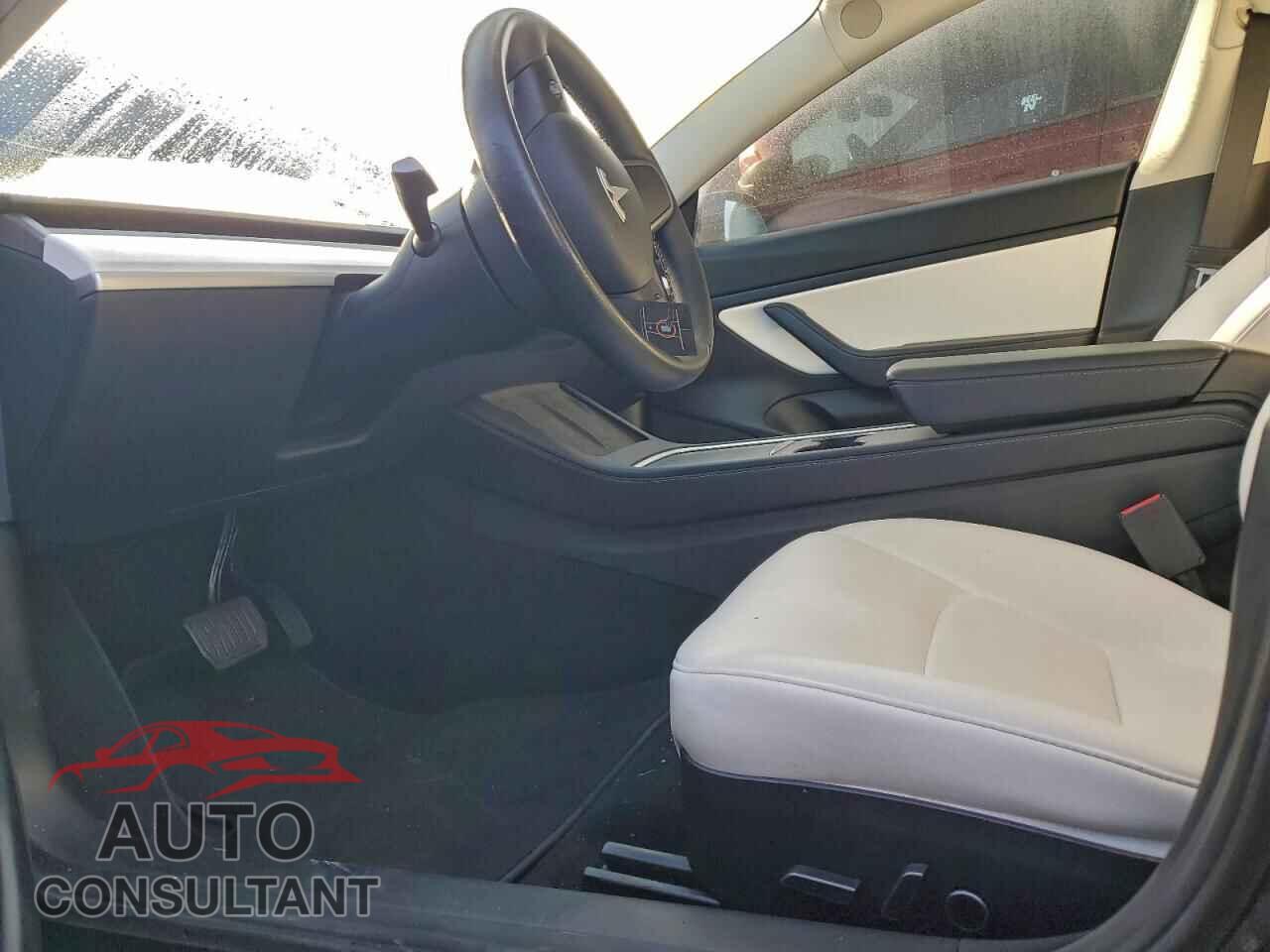 TESLA MODEL 3 2021 - 5YJ3E1EA7MF908488
