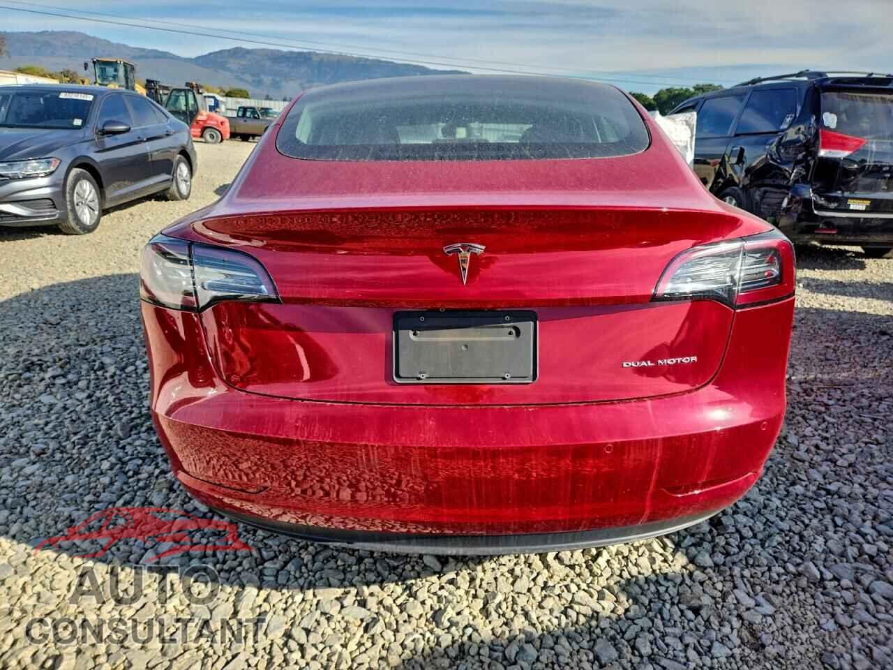 TESLA MODEL 3 2018 - 5YJ3E1EB3JF129917