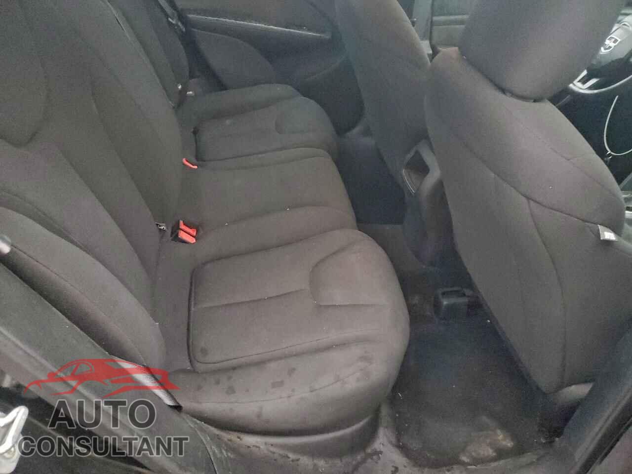 DODGE DART 2013 - 1C3CDFAA8DD183758