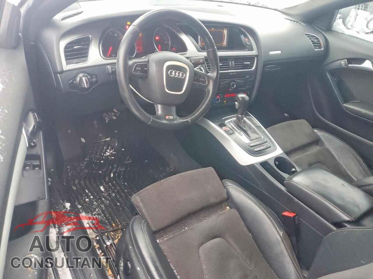 AUDI A5 2012 - WAUMFBFR8CA004603
