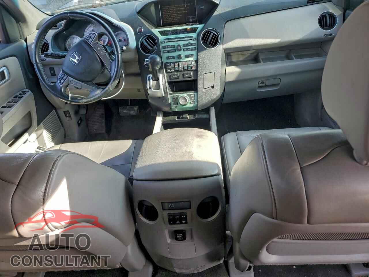 HONDA PILOT 2011 - 5FNYF4H71BB086305