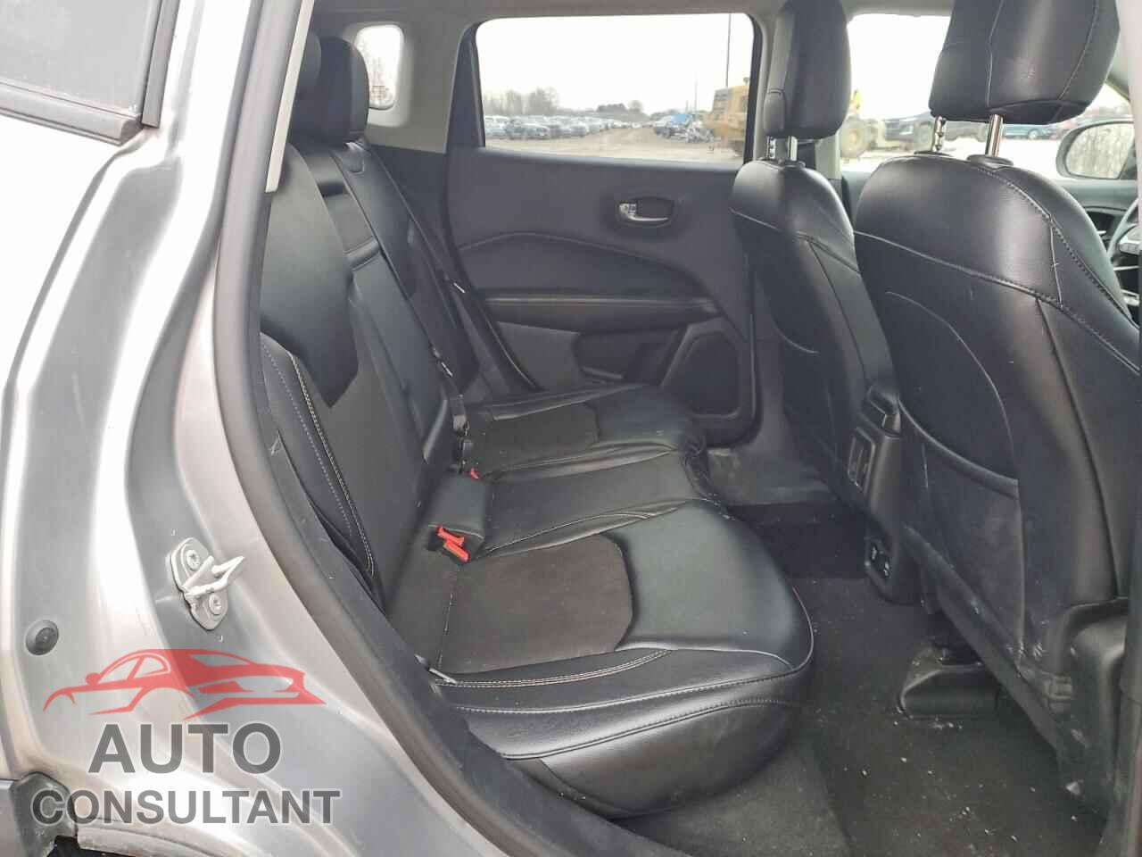 JEEP COMPASS 2017 - 3C4NJDBB4HT660713
