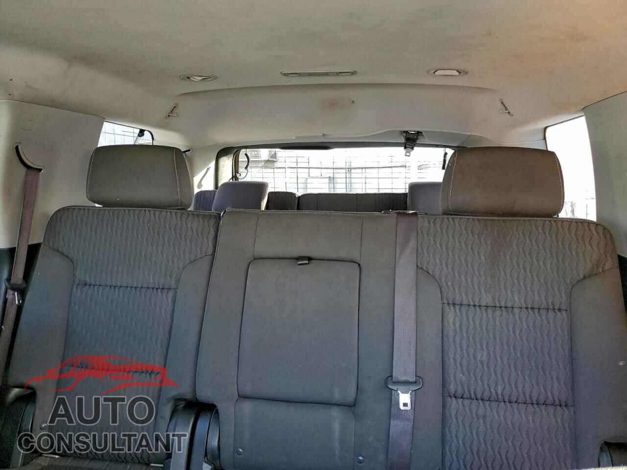 CHEVROLET TAHOE 2017 - 1GNSCAKC4HR302368