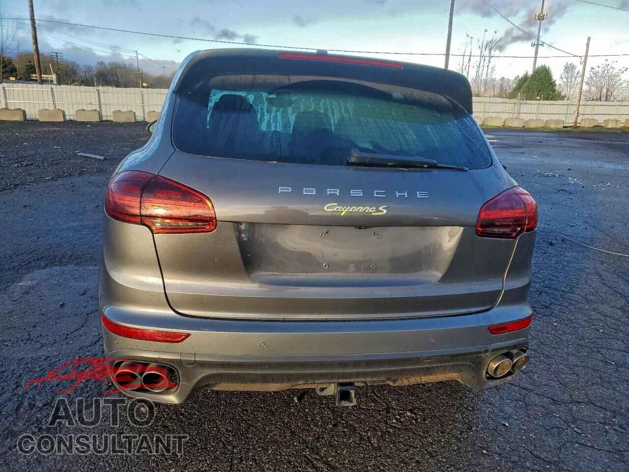 PORSCHE CAYENNE 2016 - WP1AE2A29GLA62456