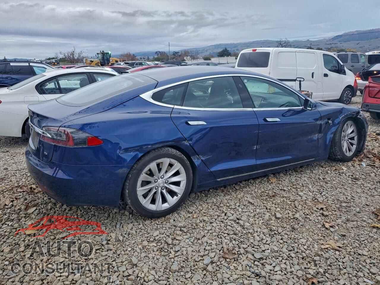 TESLA MODEL S 2017 - 5YJSA1E12HF213610
