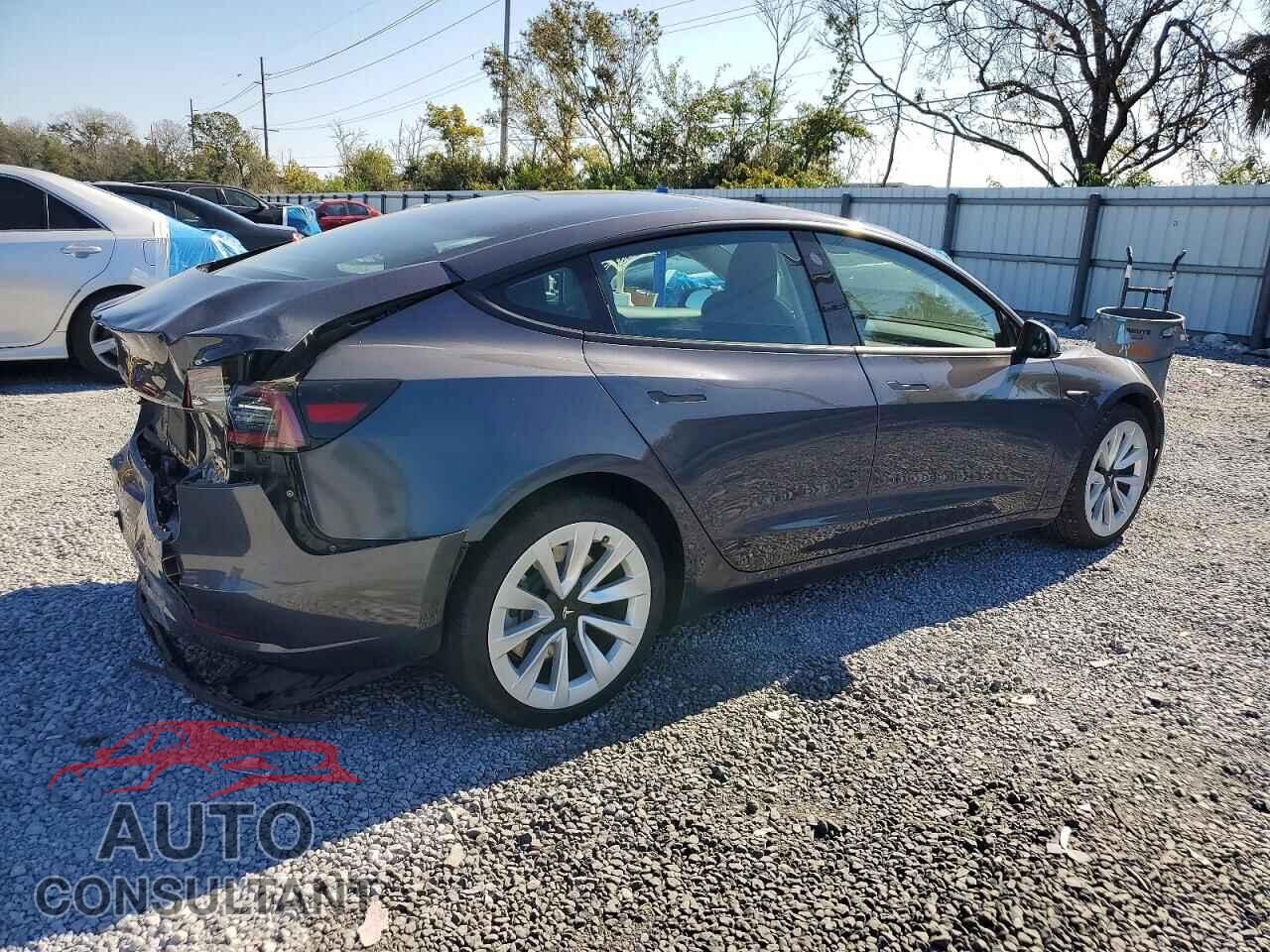 TESLA MODEL 3 2021 - 5YJ3E1EB8MF044530