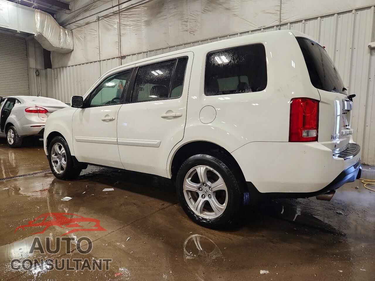 HONDA PILOT 2014 - 5FNYF4H51EB053968