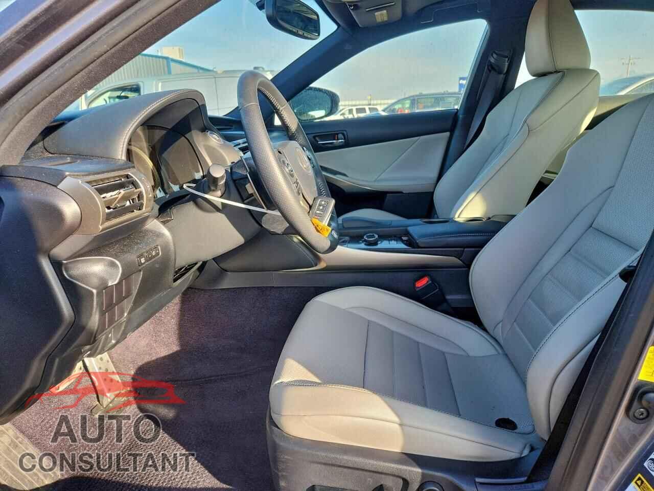 LEXUS IS 2014 - JTHBF1D22E5010207