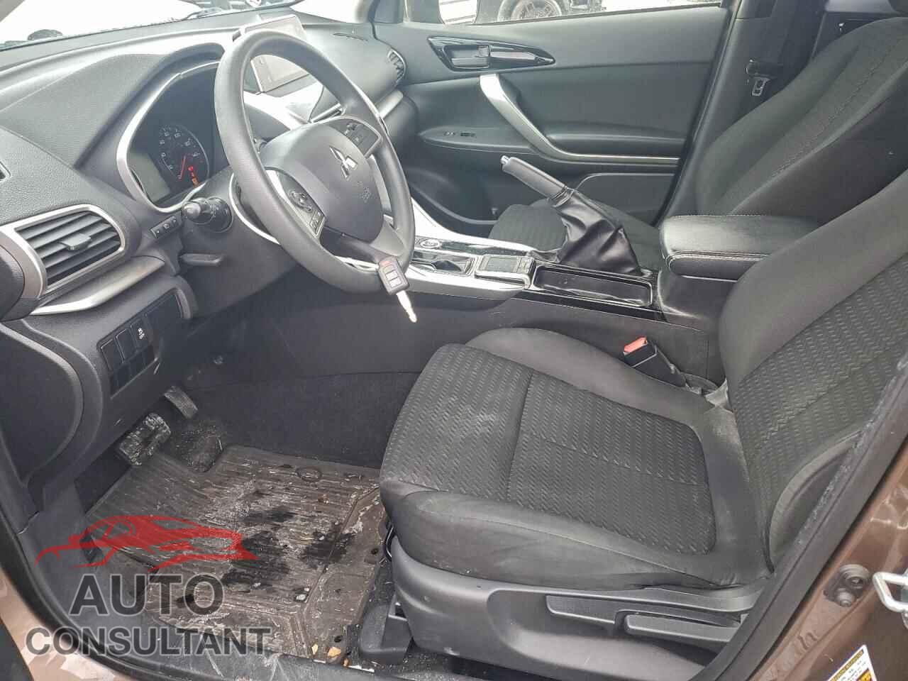 MITSUBISHI ECLIPSE 2018 - JA4AT4AA7JZ044157