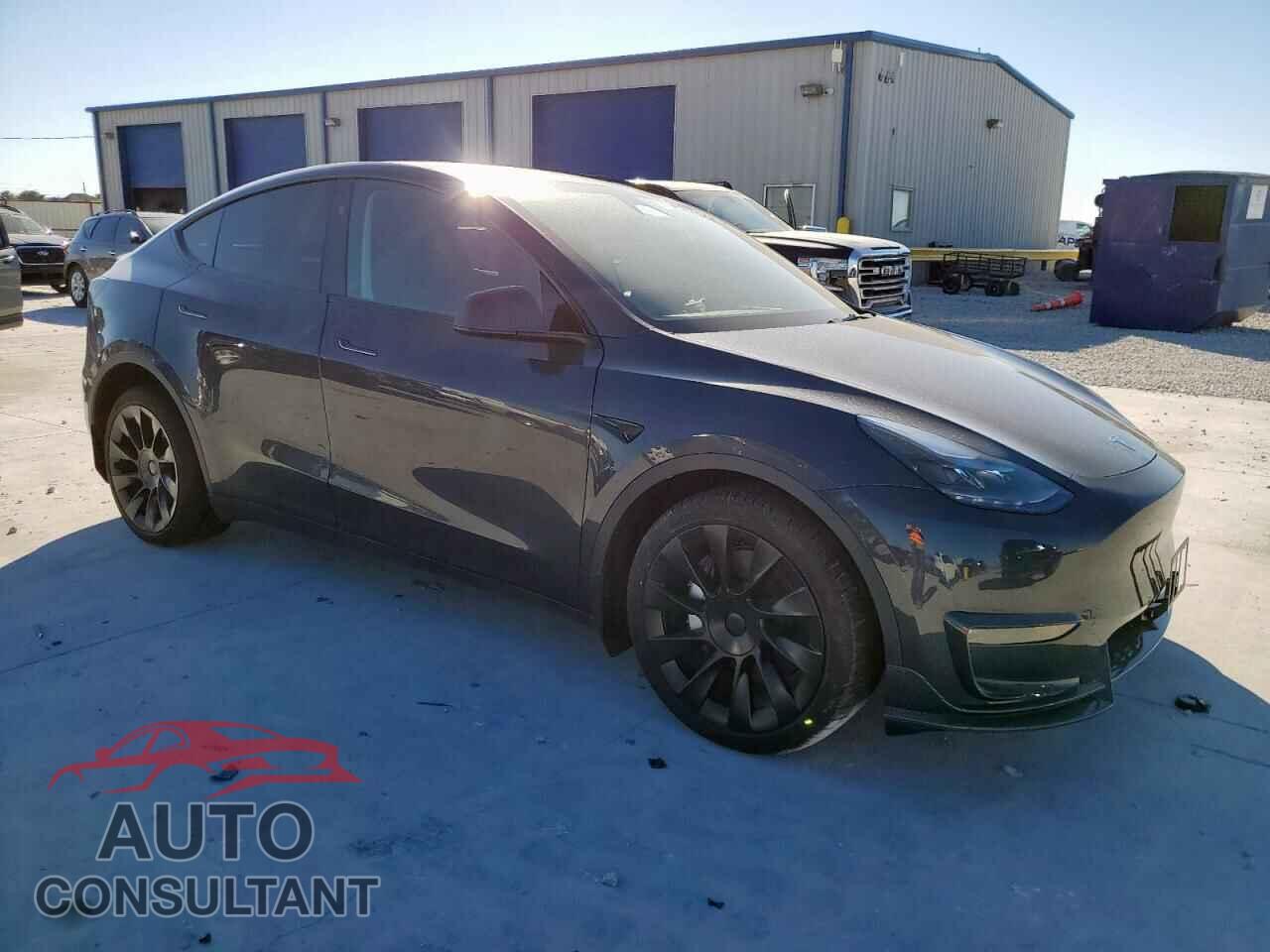TESLA MODEL Y 2024 - 7SAYGDEEXRA242562