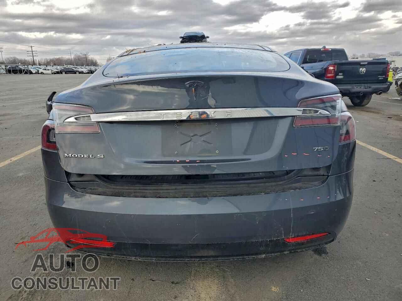 TESLA MODEL S 2017 - 5YJSA1E23HF219280