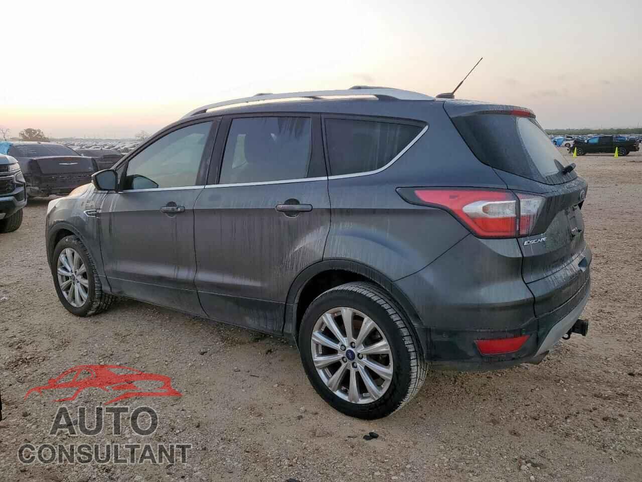 FORD ESCAPE 2017 - 1FMCU9J90HUB42710