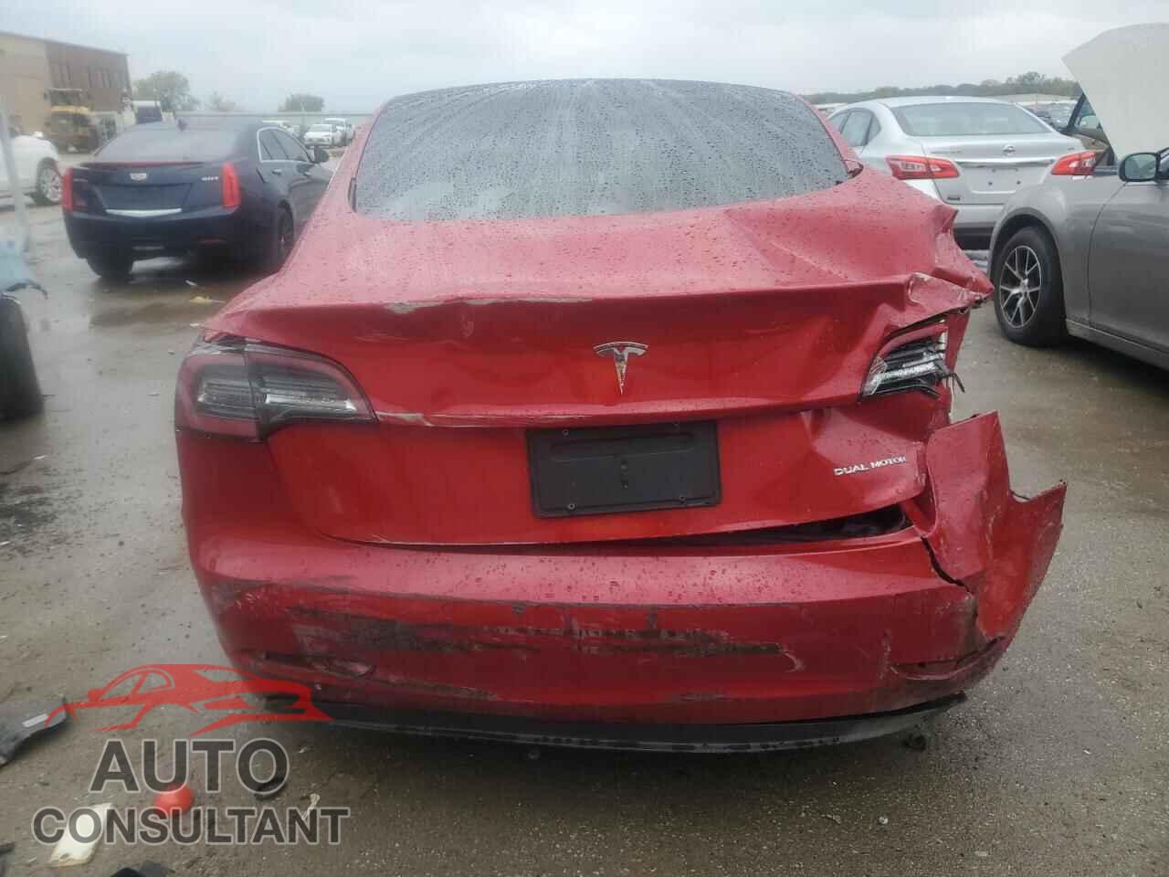 TESLA MODEL 3 2019 - 5YJ3E1EB3KF390871
