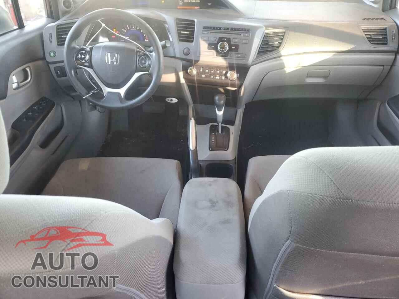 HONDA CIVIC 2012 - 2HGFB2F88CH570469
