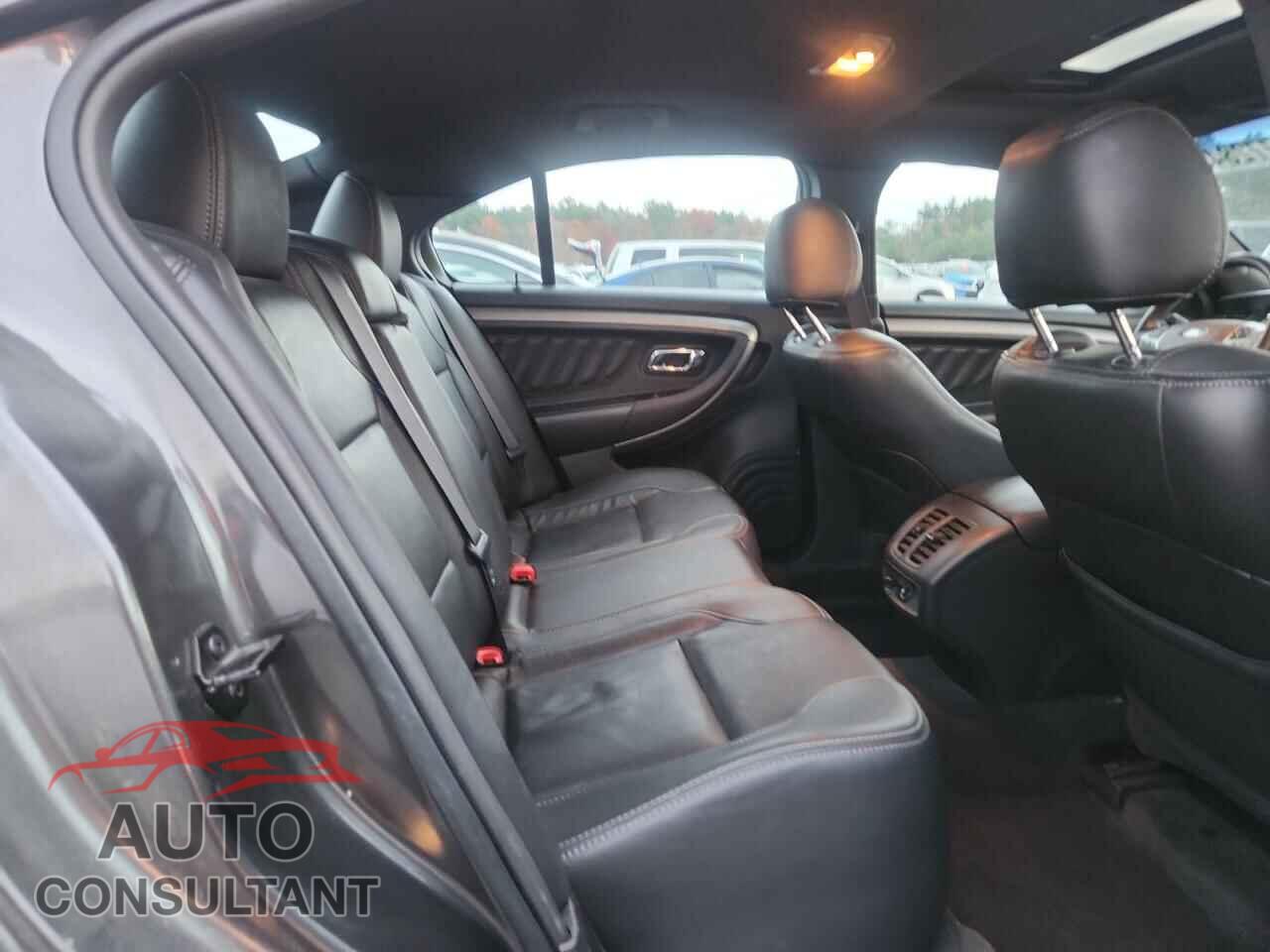 FORD TAURUS 2015 - 1FAHP2E86FG150211