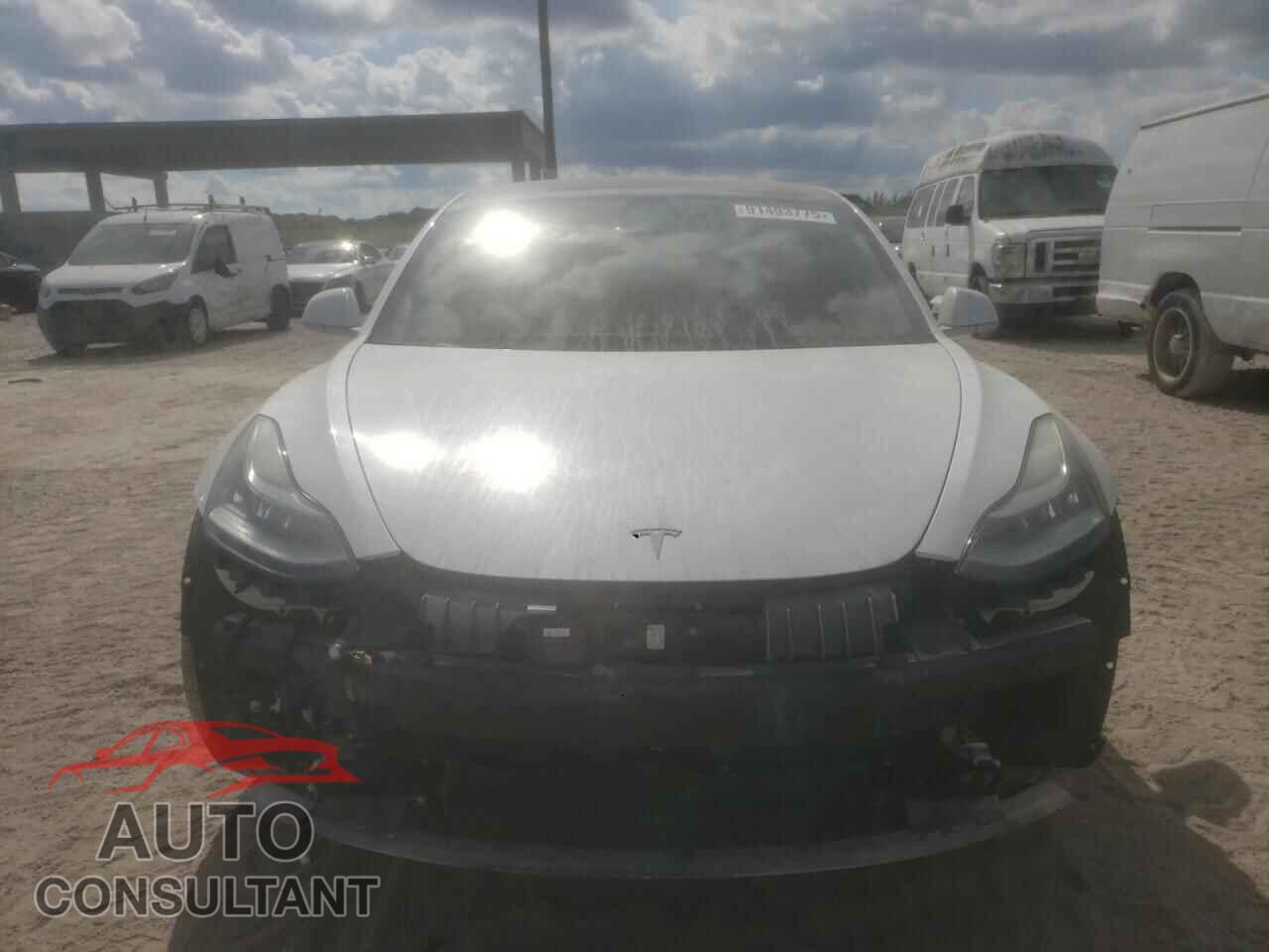 TESLA MODEL 3 2018 - 5YJ3E1EA3JF035981