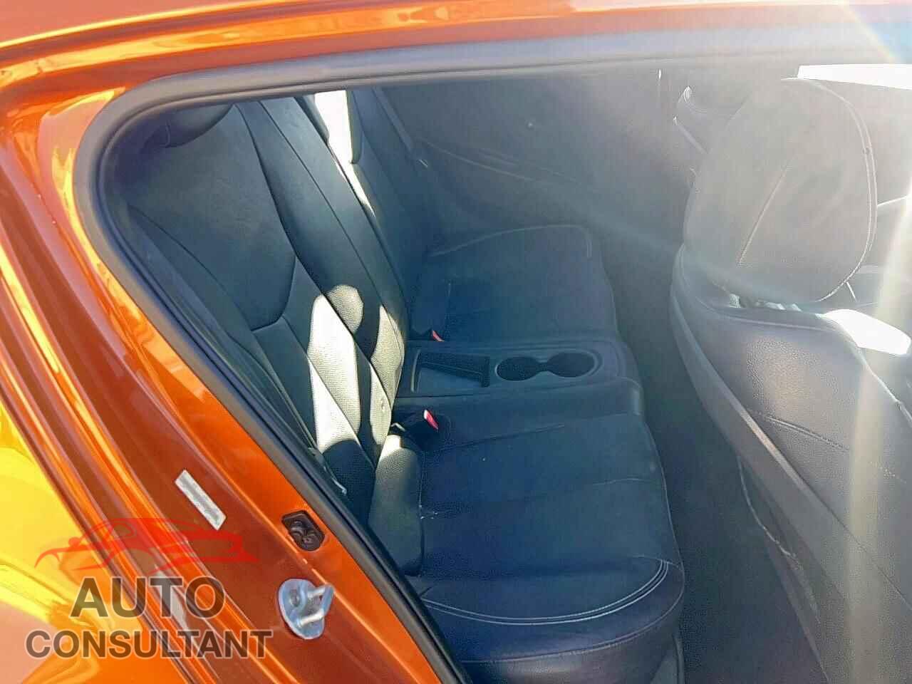 HYUNDAI VELOSTER 2014 - KMHTC6AEXEU198728