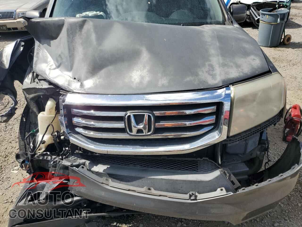 HONDA PILOT 2012 - 5FNYF3H74CB001033