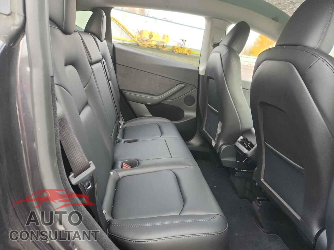 TESLA MODEL Y 2024 - 7SAYGDEEXRF157918