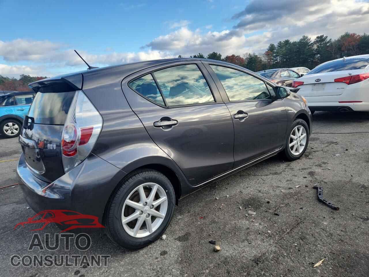 TOYOTA PRIUS 2014 - JTDKDTB36E1078855