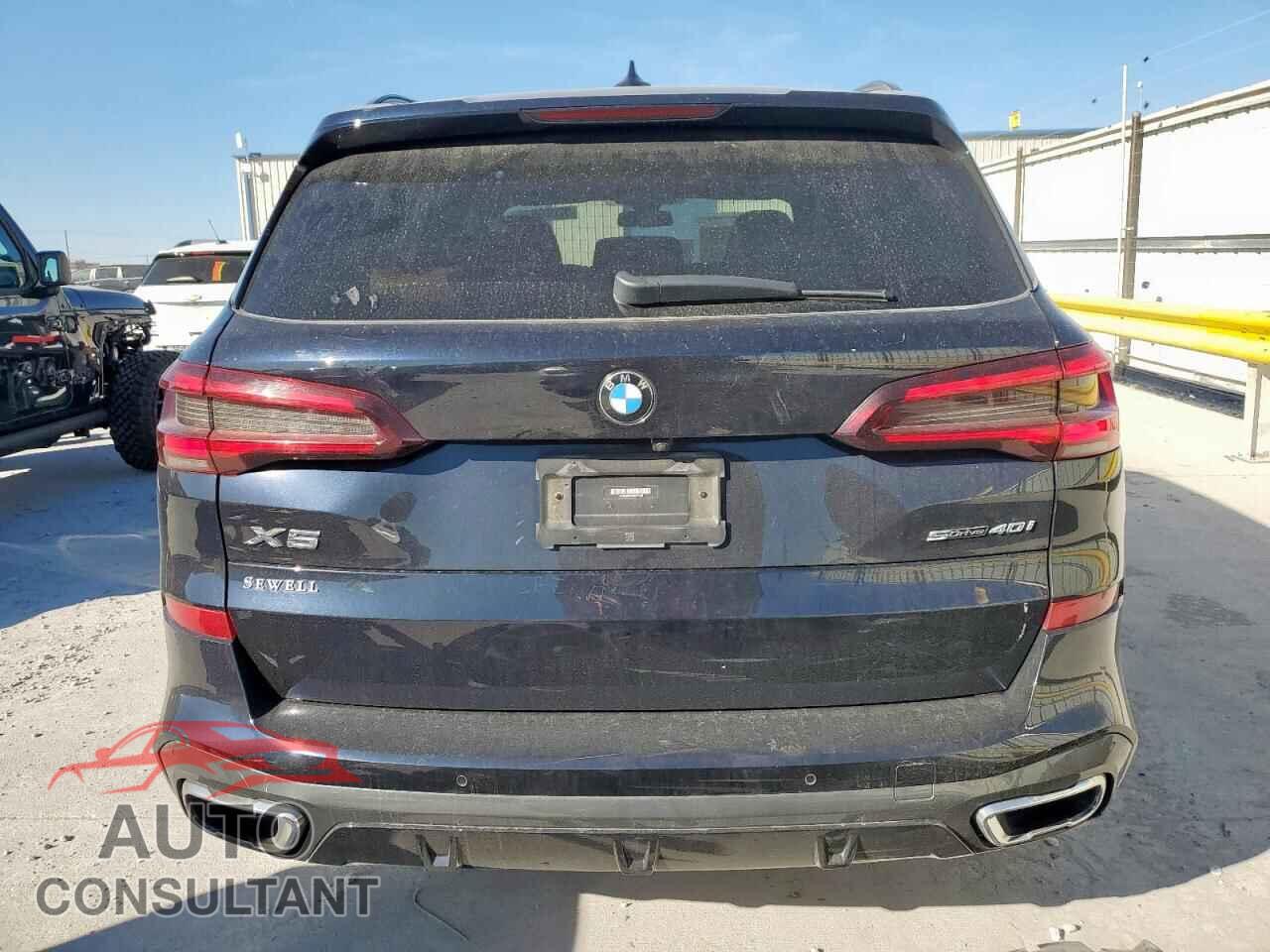 BMW X5 2022 - 5UXCR4C05N9K77458