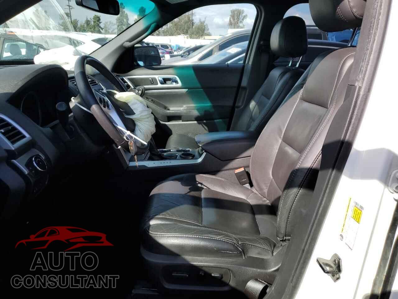 FORD EXPLORER 2015 - 1FM5K7D81FGA45906
