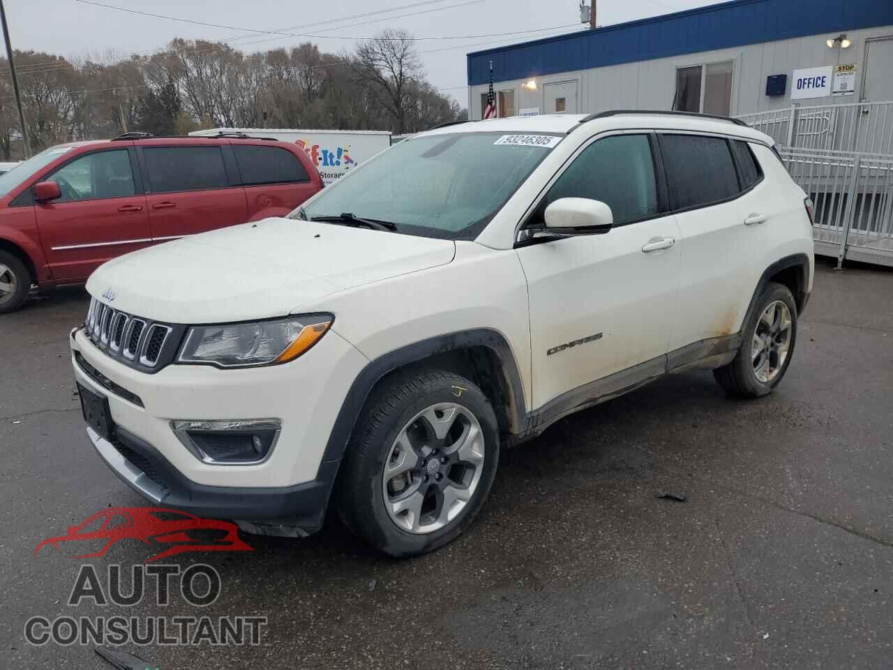 JEEP COMPASS 2019 - 3C4NJDCB9KT747576