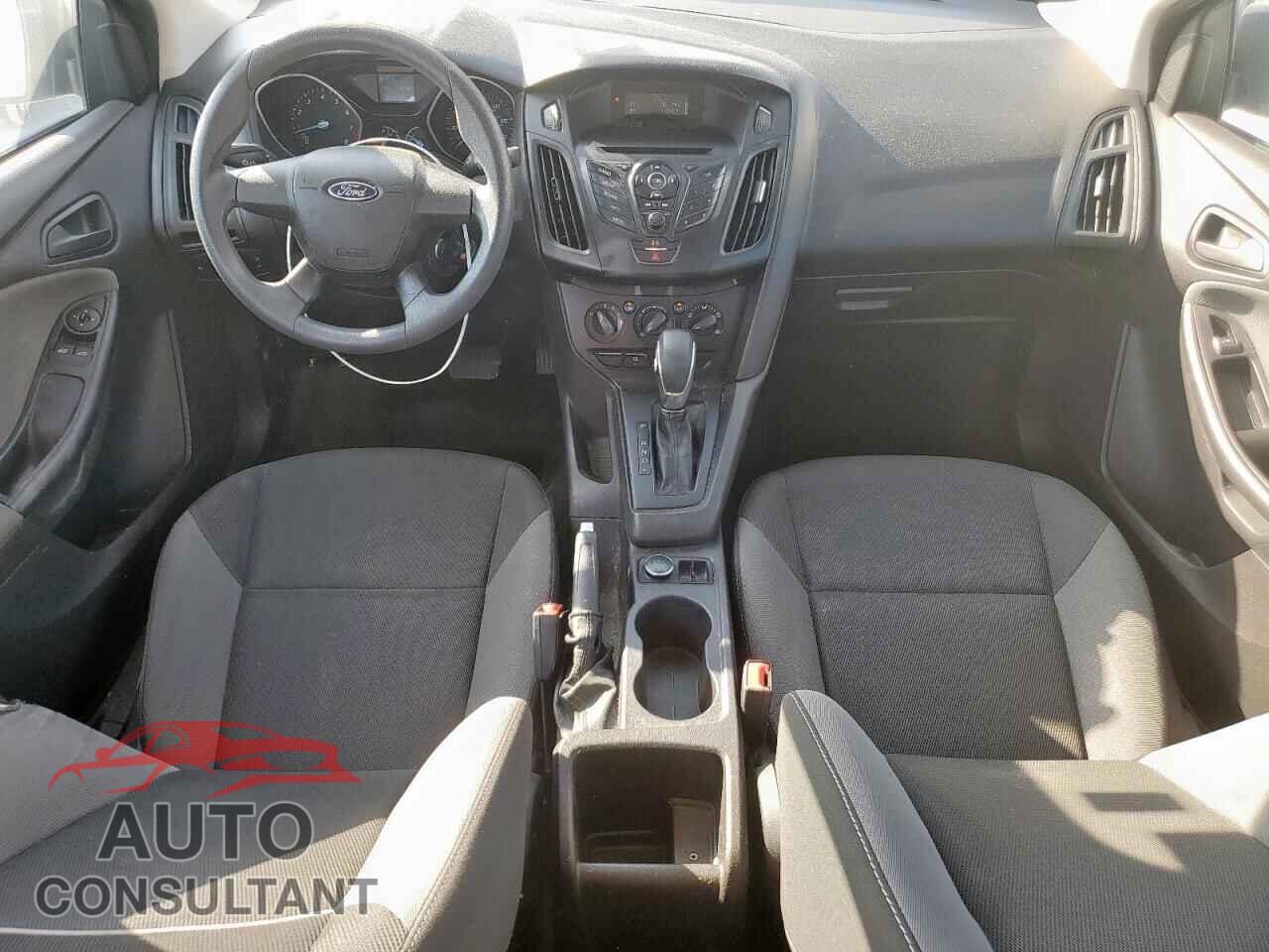 FORD FOCUS 2014 - 1FADP3E2XEL229466