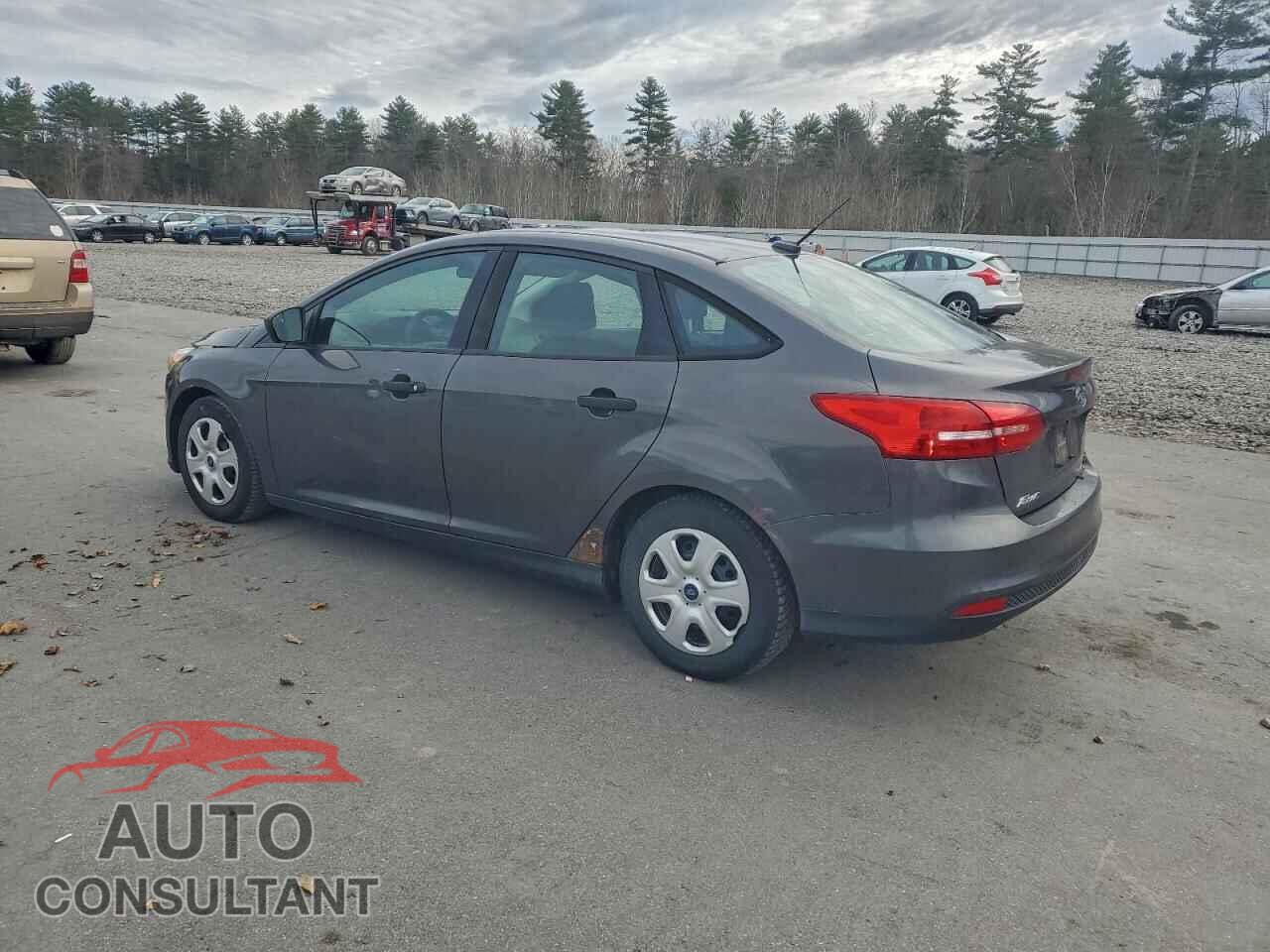 FORD FOCUS 2015 - 1FADP3E27FL310555