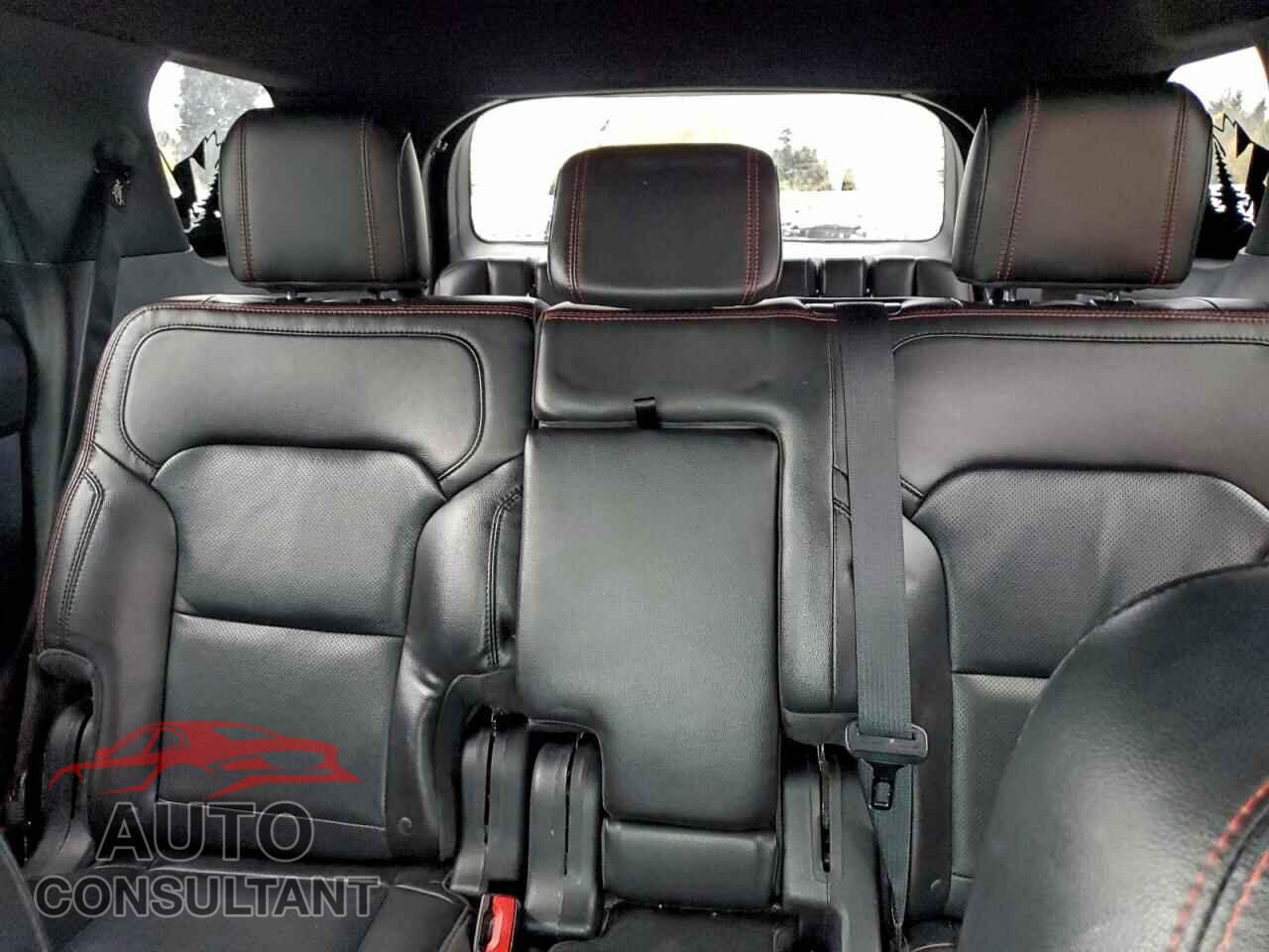 FORD EXPLORER 2018 - 1FM5K8GTXJGB66237